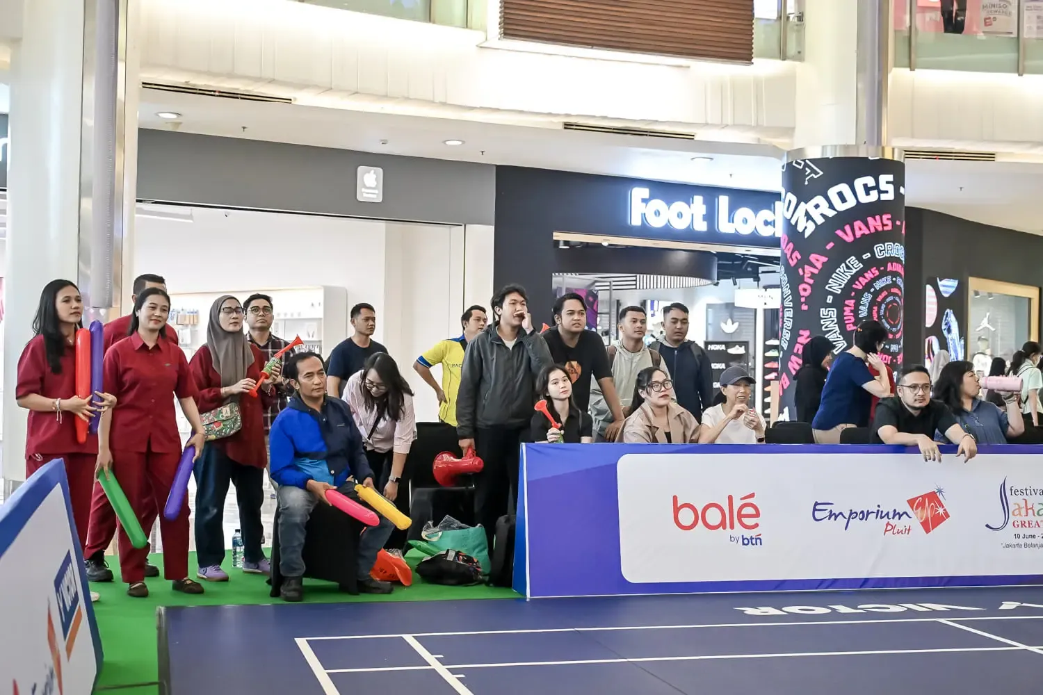 Suporter Badminton Friendly Match di Emporium Pluit Mall