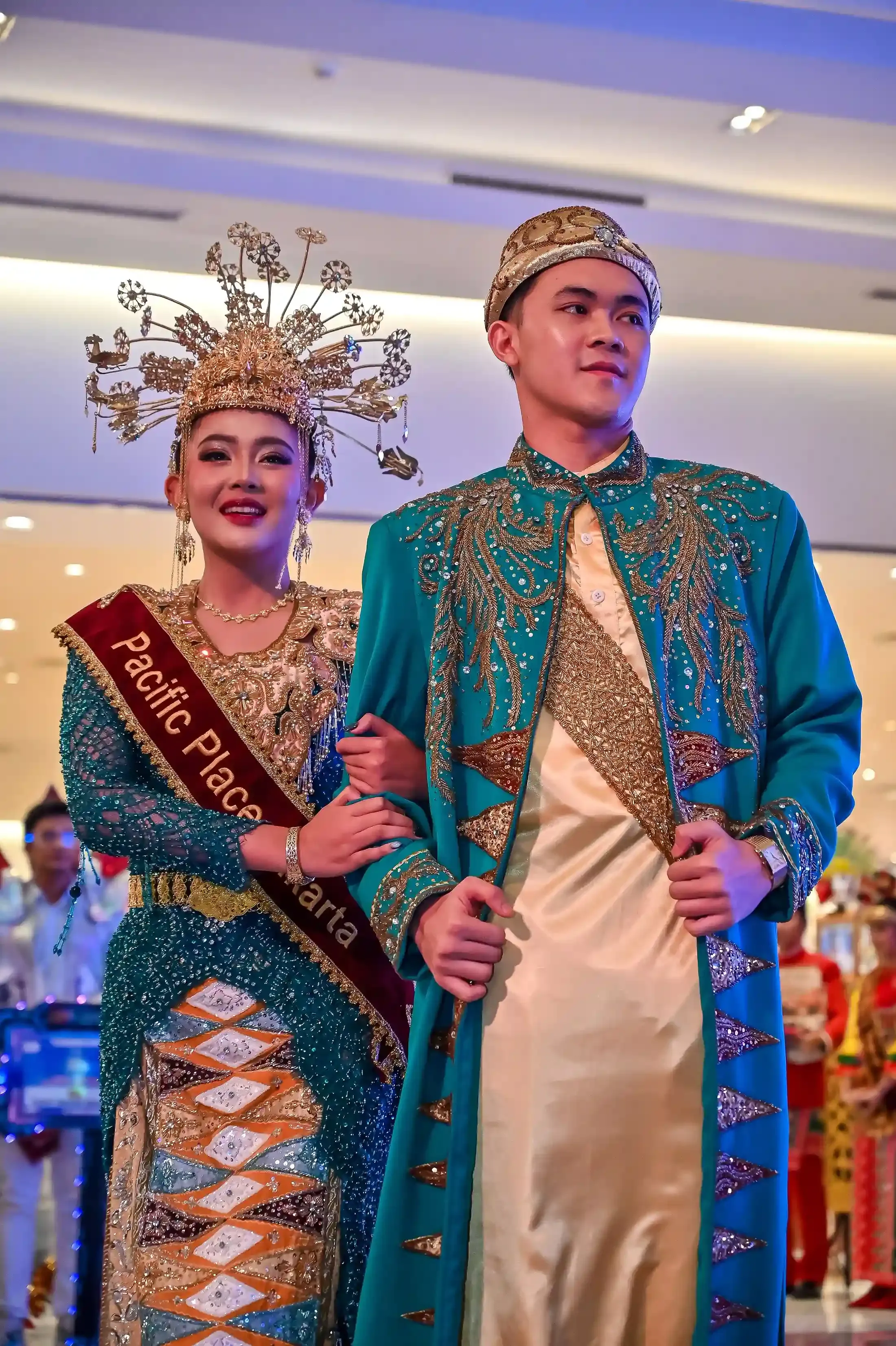 Peserta Defile Mall dari Pacific Place Mall