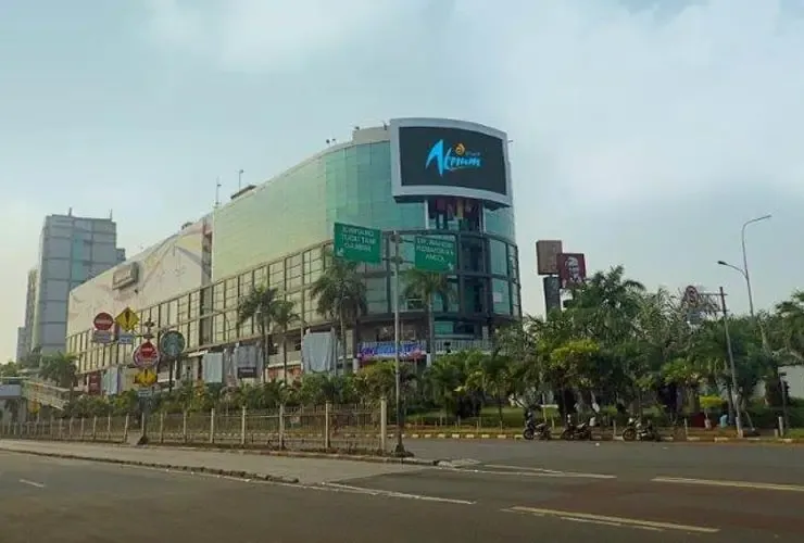 Mall Atrium Senen 