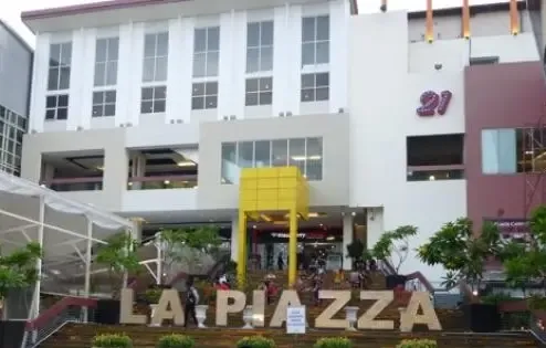 La Piazza